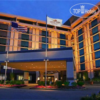 Crowne Plaza Main Line 