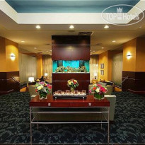 Crowne Plaza Main Line 