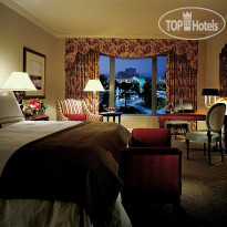 The Logan Philadelphia, Curio Collection by Hilton 