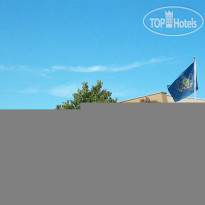 Park Inn by Radisson, Sharon Отель