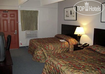 New photos from tourists Econo Lodge Downtown Denver 2*