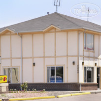 Super 8 Denver I-25 & 58th Ave 