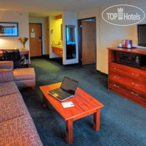 Quality Inn & Suites Steamboat Springs  Queen Suite with Jacuzzi Spa