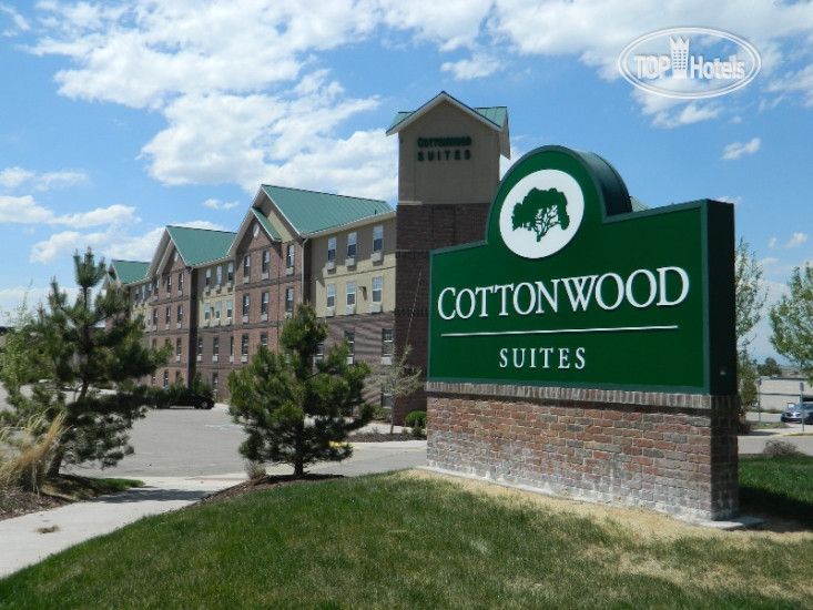 Hotel photo Cottonwood Suites Westminster 2*