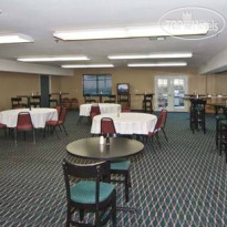 Eagle Lodge & Suites