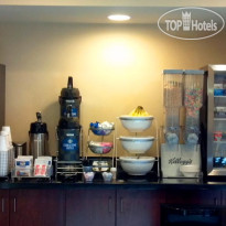 Cobblestone Inn & Suites - Wray Завтрак