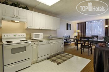 New photos from tourists Red Lion Denver Central 3*