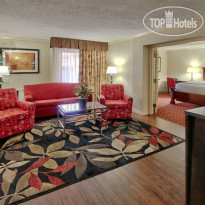 Crowne Plaza Colorado Springs