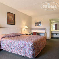 Howard Johnson Colorado Springs 