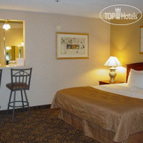 Clarion Hotel & Conference Center Colorado Springs 