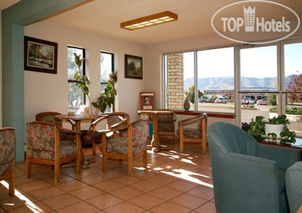 New photos from tourists Econo Lodge Cortez 2*