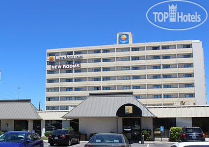 Hotelier's photos Comfort Inn Central Denver 2*