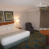 La Quinta Inn & Suites Denver Airport DIA 