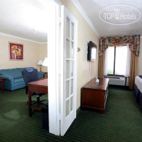 Best Western Airport Albuquerque InnSuites Hotel & Suites