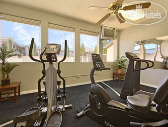 New photos from tourists Days Inn Roswell 2*