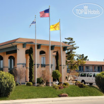 Days Inn & Suites Mesilla Valley Hotel & Conference Center