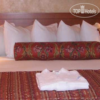 Hilton Indianapolis Hotel & Suites