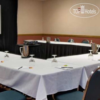 Hilton Indianapolis Hotel & Suites