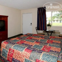 Econo Lodge Bloomington