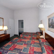 Econo Lodge Bloomington