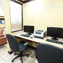 Holiday Inn Express Hotel & Suites Plymouth
