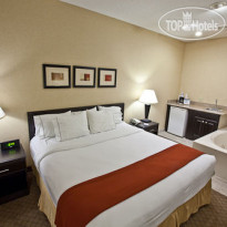 Holiday Inn Express Hotel & Suites Plymouth
