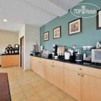 Best Western Plus Howe Inn 