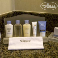 DoubleTree Suites by Hilton Hotel Indianapolis - Carmel