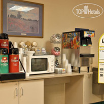 Days Inn And Suites Lafayette 