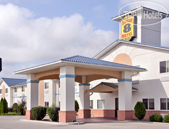 Hotelier's photos Super 8 Martinsville 2*
