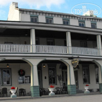 Empire House Hotel 