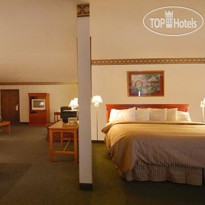Clarion Hotel & Conference Center
