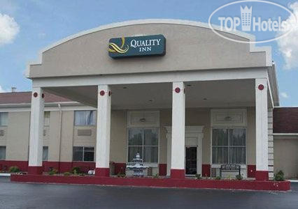 Hotel photo Quality Inn Scottsburg 2*