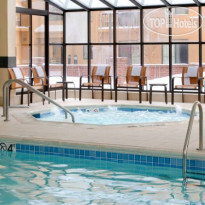 Courtyard by Marriott Indianapolis Airport