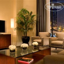 The Westin Chicago River North 
