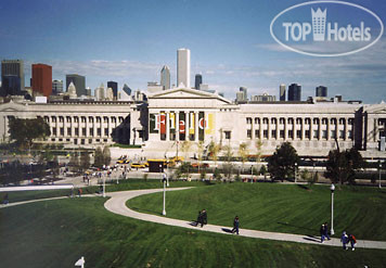 Hotel photo Marriott Chicago Downtown Magnificent Mile 3*