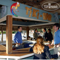 Charleston Harbor Resort And Marina Бар