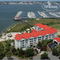Charleston Harbor Resort And Marina Отель сверху
