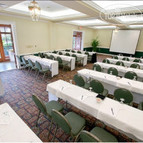 Charleston Harbor Resort And Marina Конференц-зал