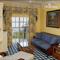 Charleston Harbor Resort And Marina Deluxe Suite