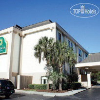 La Quinta Inn & Suites Myrtle Beach at 48th Avenue