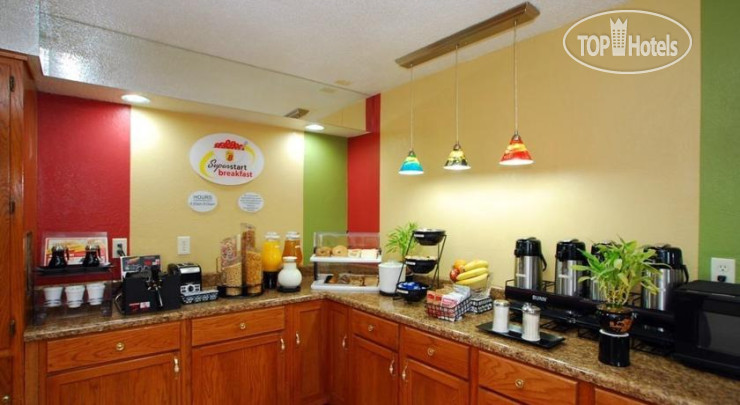 New photos from tourists Super 8 Anderson Clemson Area 2*