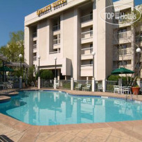 Quality Suites Convention Center Charleston