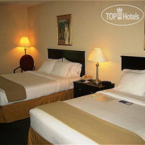 Holiday Inn Express Charleston (US 17 & I-526)