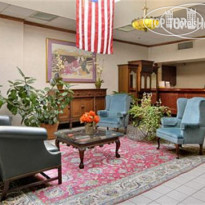 Ramada Plaza Charleston WV холл