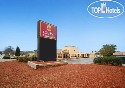 Clarion Inn & Suites Haywood Mall Area