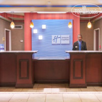 Holiday Inn Express Hotel & Suites Alexandria 