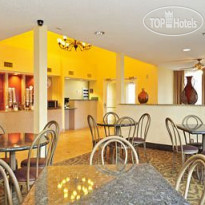 Super 8 Alexandria I-49 