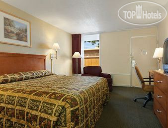 New photos from tourists Super 8 Baton Rouge I-10 2*