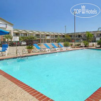 Super 8 Breaux Bridge 